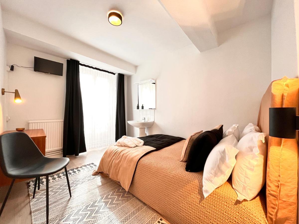 Hotel Du Commerce Cluny Ngoại thất bức ảnh