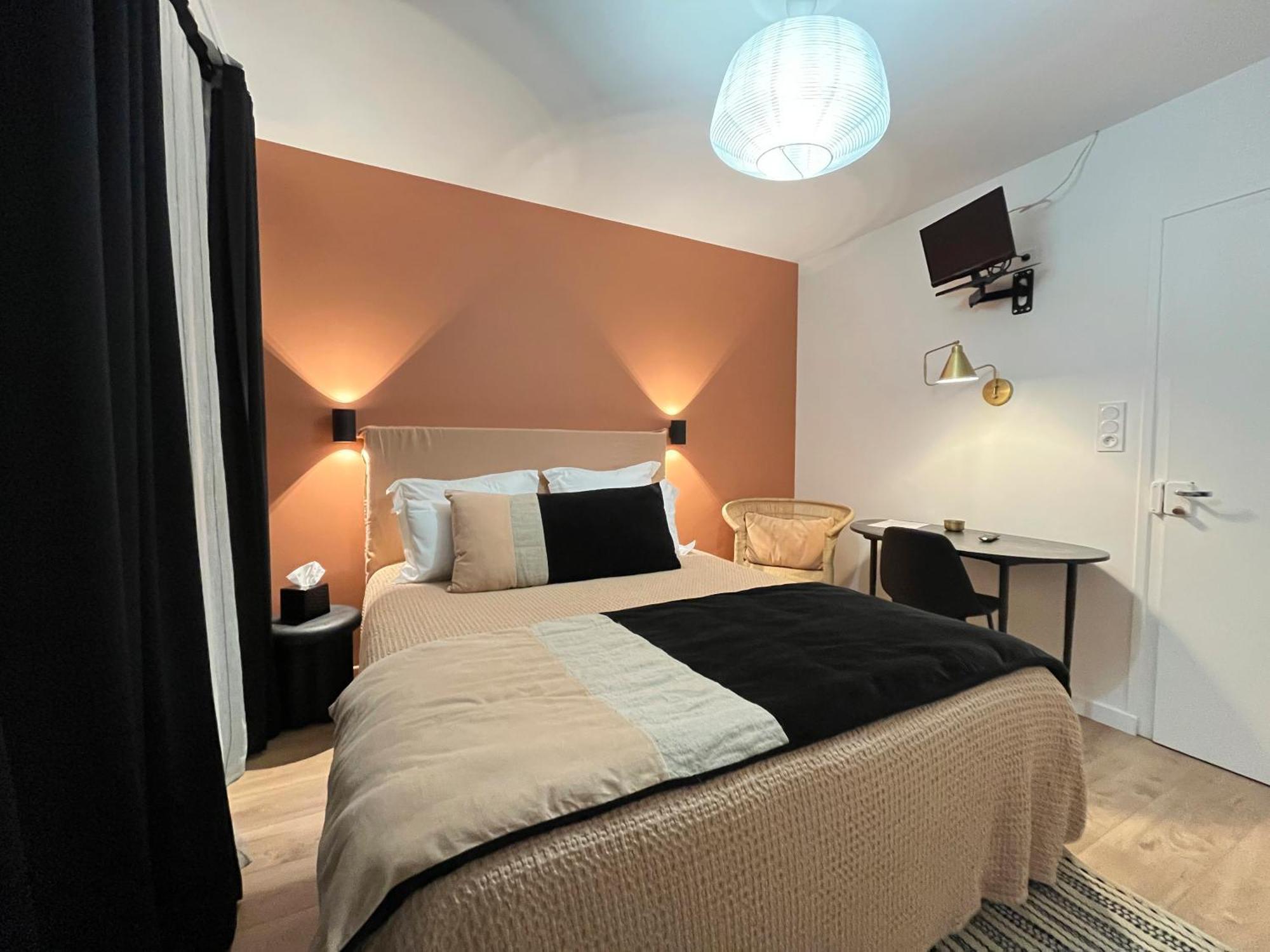 Hotel Du Commerce Cluny Ngoại thất bức ảnh